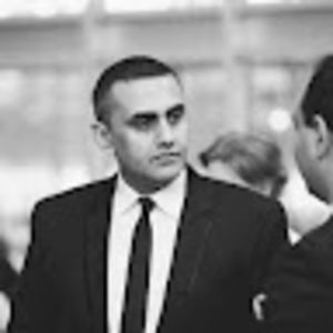 Meet your Posher, Naveed